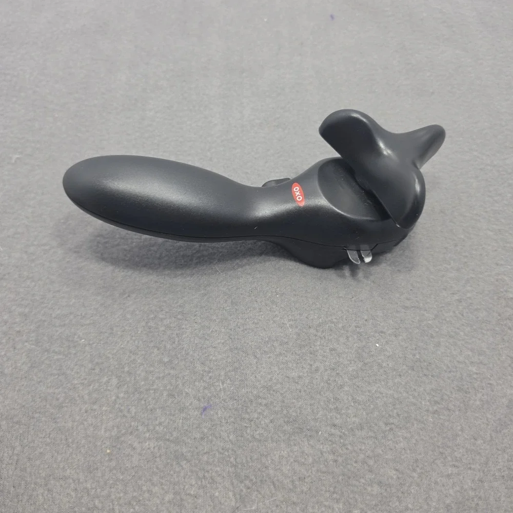 OXO Good Grips Smooth Edge Manual Can Opener Black Side Cut No Sharp Edges B